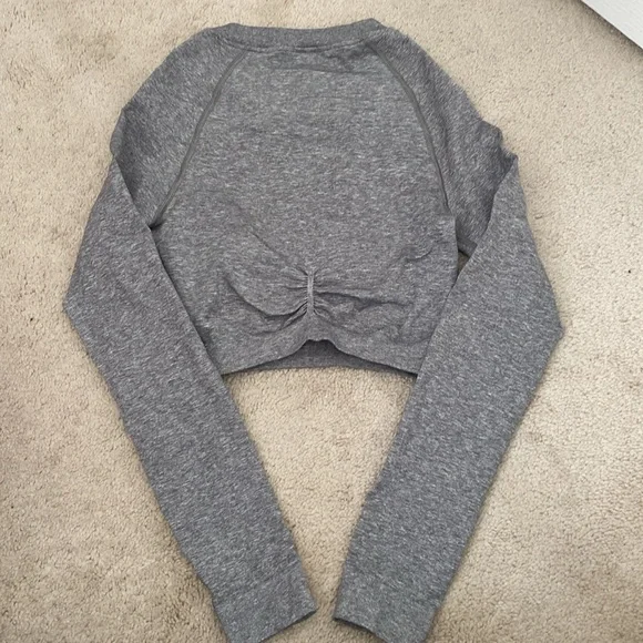 Gymshark crop compression top - Picture 3 of 4